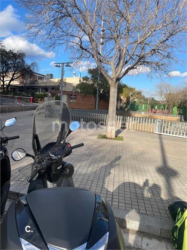 Honda Scoopy SH300i – Vista 2