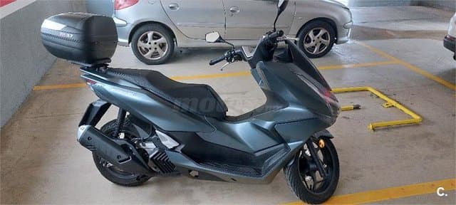 Honda PCX 125 – Vista 3