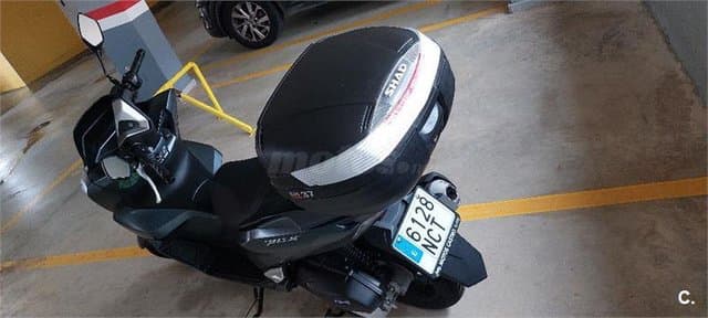 Honda PCX 125 – Vista 4