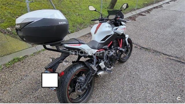 Kawasaki Z 650 – Vista 1