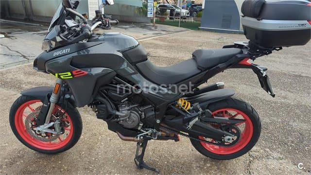 Ducati Multistrada V2 – Vista 2