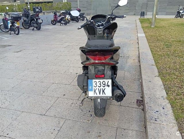 Honda PCX 125 2000 € 2019 Barcelona - 5