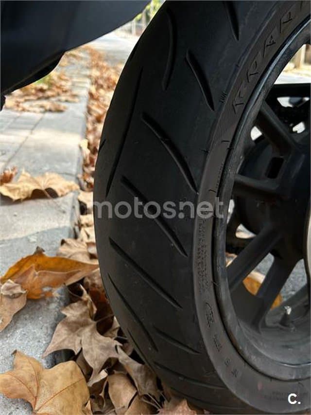 Kawasaki Vulcan S – Vista 4