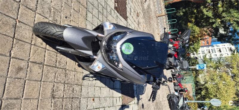 Yamaha NMAX – Vista 1