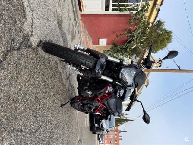 Benelli BN 125 – Vista 1