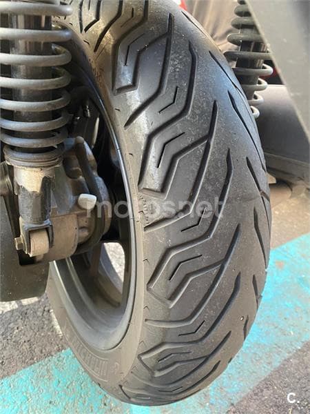 Yamaha XMAX 125 – Vista 8