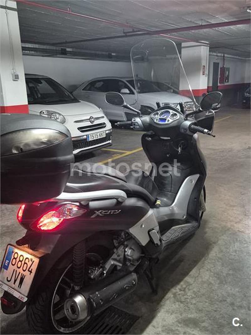 Yamaha X-CITY 250 – Vista 3