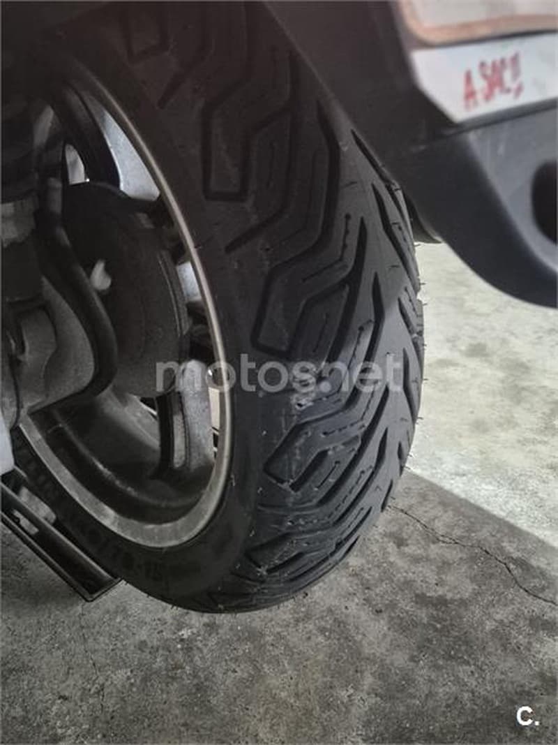 Yamaha X-CITY 250 – Vista 7