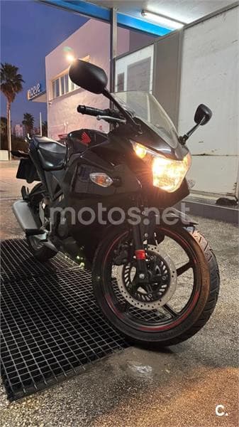 Honda CBR 125R – Vista 1