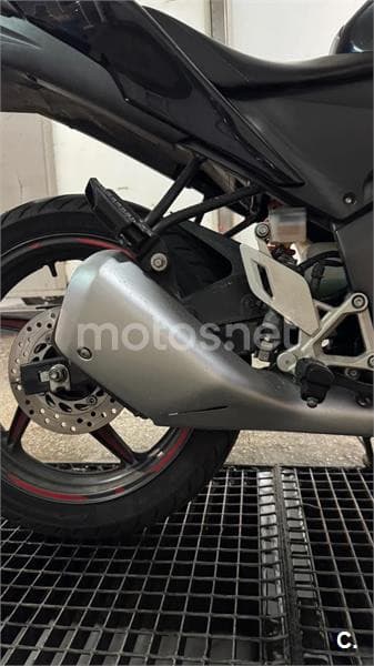 Honda CBR 125R – Vista 4