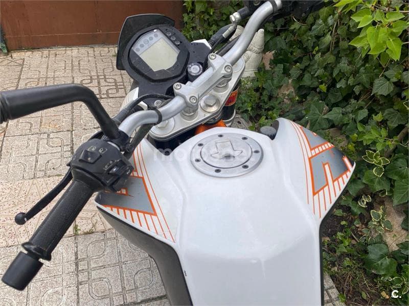 KTM 390 Duke 2650 € 2014 Ávila - 3