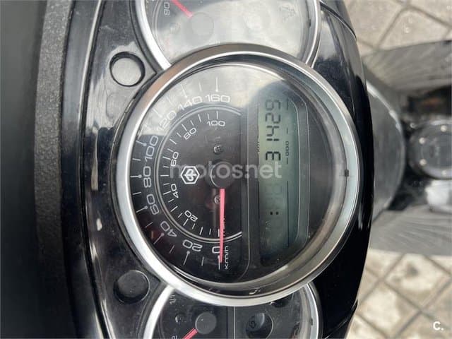 Piaggio Beverly 125 1200 € 2014 Madrid - 3