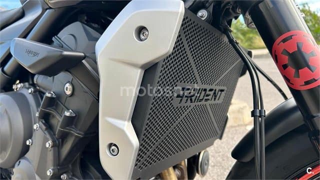Triumph Trident 660 – Vista 12