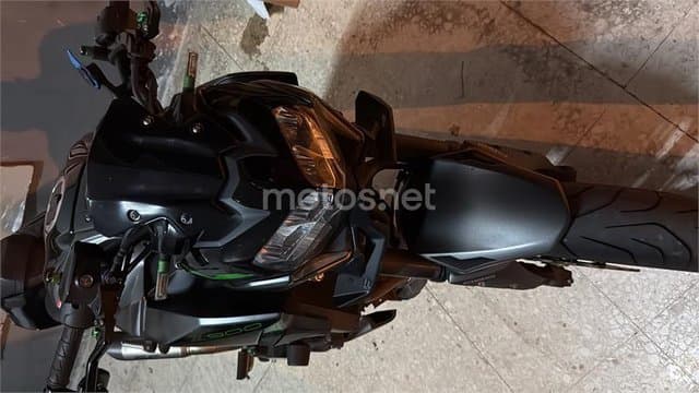 Kawasaki Z 900 – Vista 4