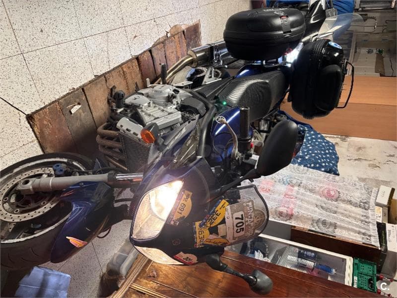 Yamaha FZ1 N – Vista 3