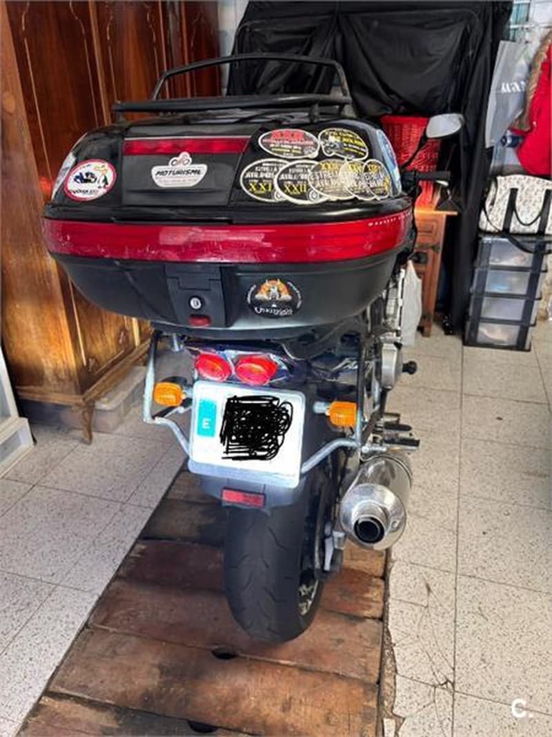 Yamaha FZ1 N – Vista 4