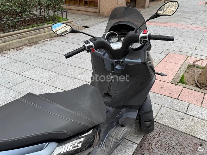 Piaggio MP3 – Vista 4