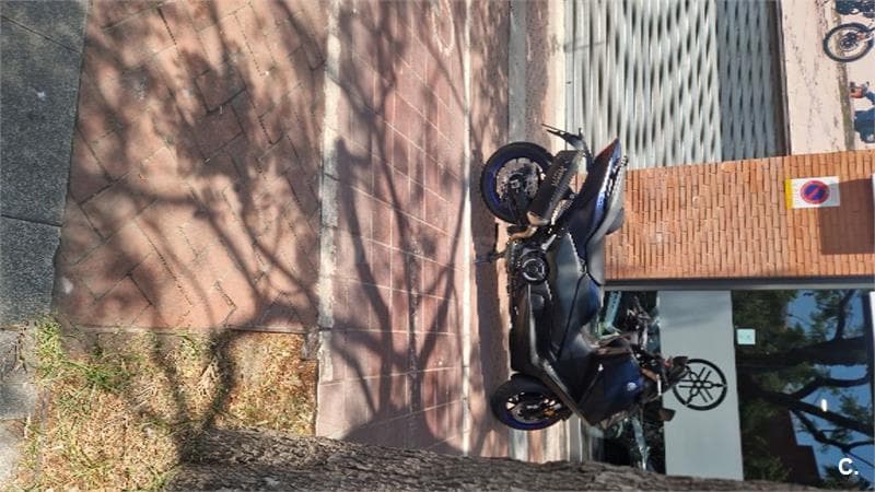 Yamaha TMAX – Vista 3