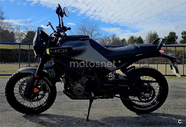 Husqvarna Svartpilen 401 – Vista 3