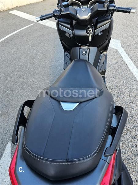 Yamaha XMAX 400 – Vista 8