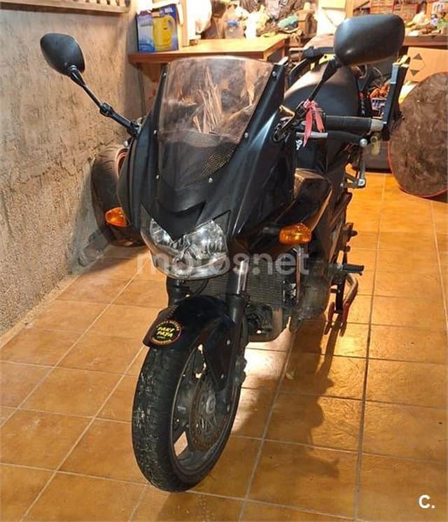 Kawasaki Z 750 – Vista 1