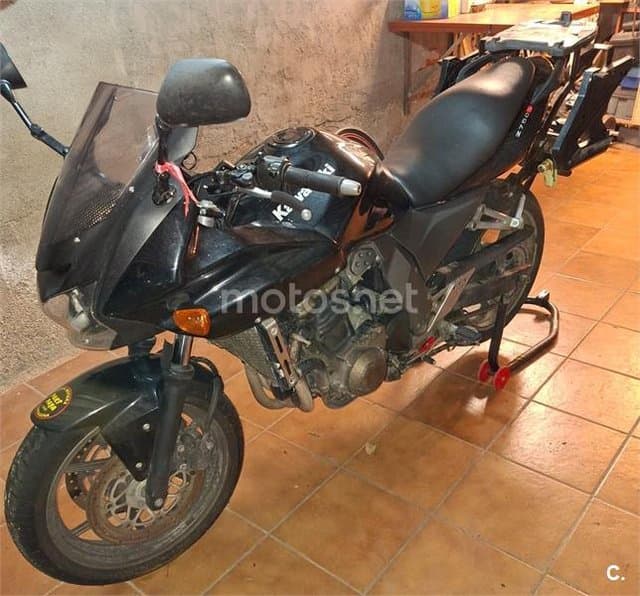 Kawasaki Z 750 – Vista 2