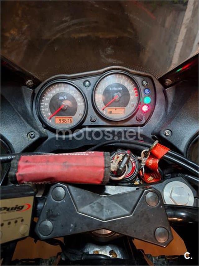 Kawasaki Z 750 – Vista 6