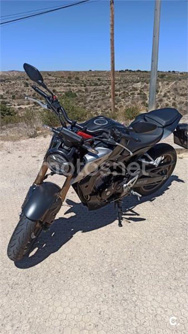 Honda CB 125 R – Vista 3