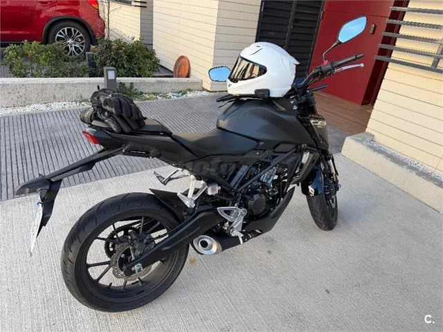 Honda CB 125 R – Vista 1