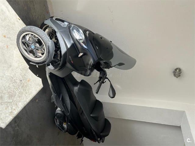 Piaggio MP3 – Vista 1
