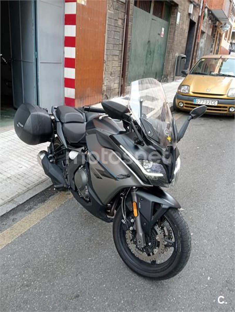 CFMOTO 650 GT – Vista 1