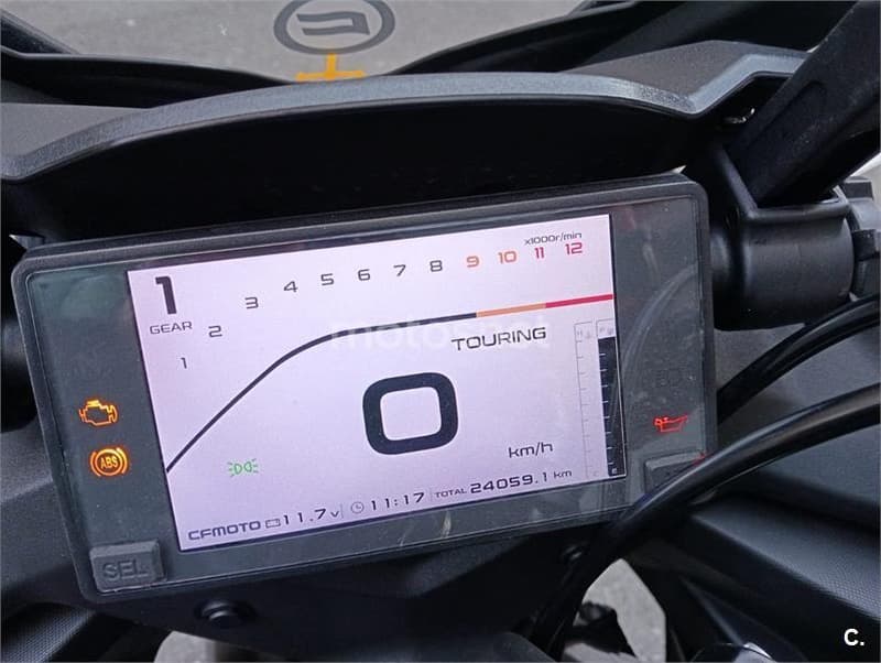 CFMOTO 650 GT – Vista 3