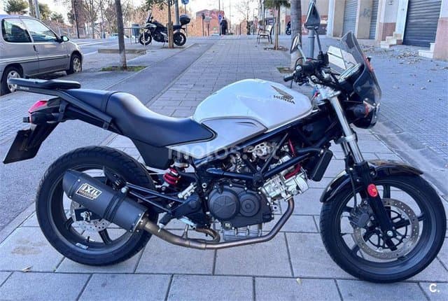 Honda VTR 250 – Vista 2