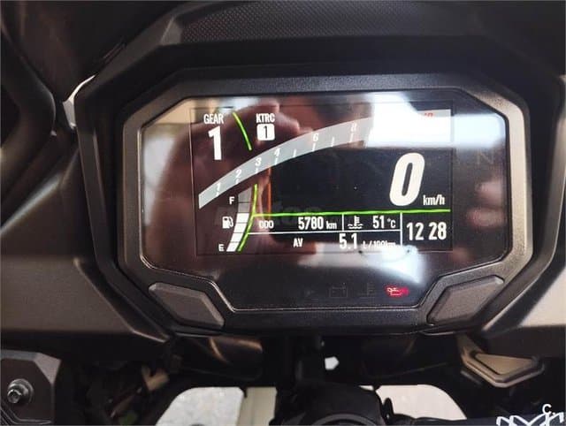 Kawasaki Versys – Vista 6