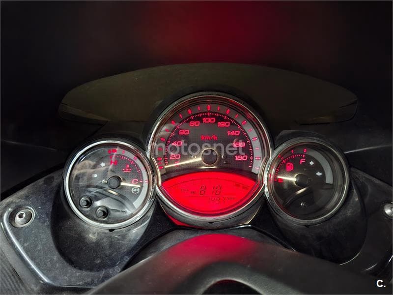 Yamaha TMAX 500 – Vista 8