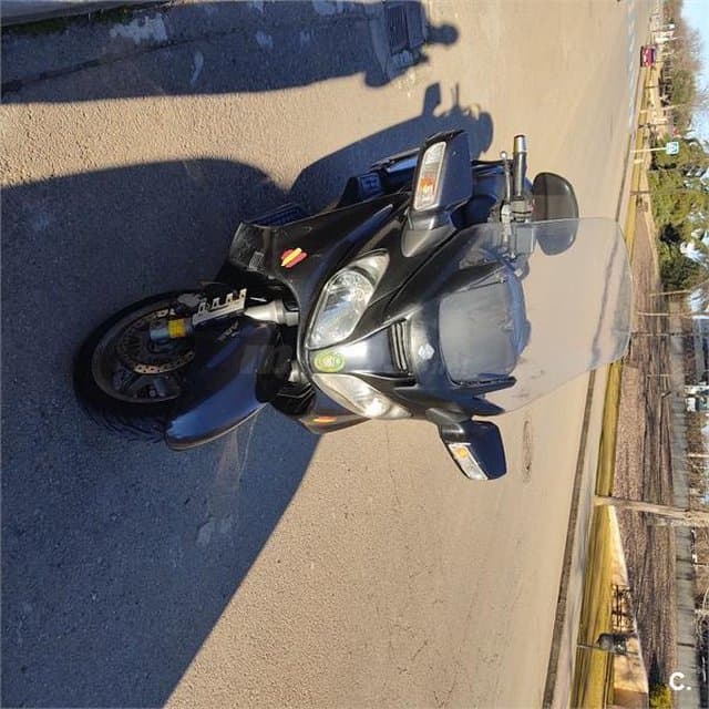 Suzuki BURGMAN 650 Executive 2300 € 2008 Ciudad Real - 1
