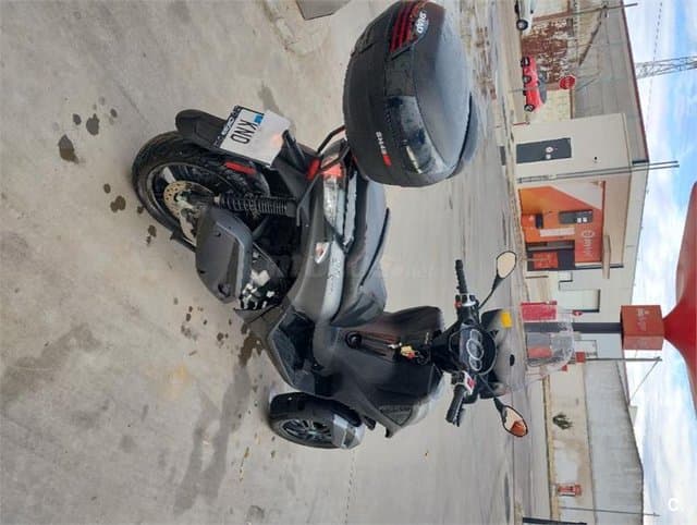 Piaggio MP3 4000 € 2018 Zamora - 1