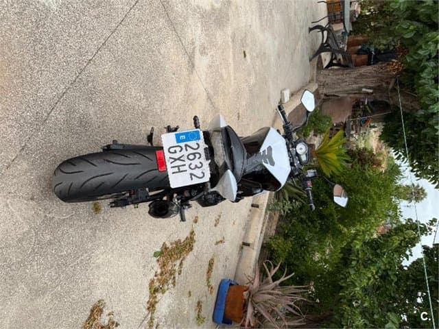 Kawasaki Z 750 – Vista 3