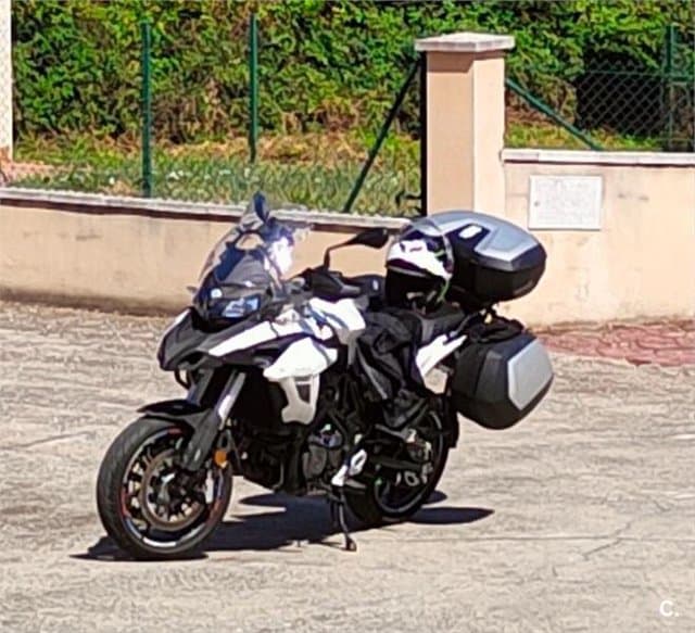 Benelli TRK 502 – Vista 12