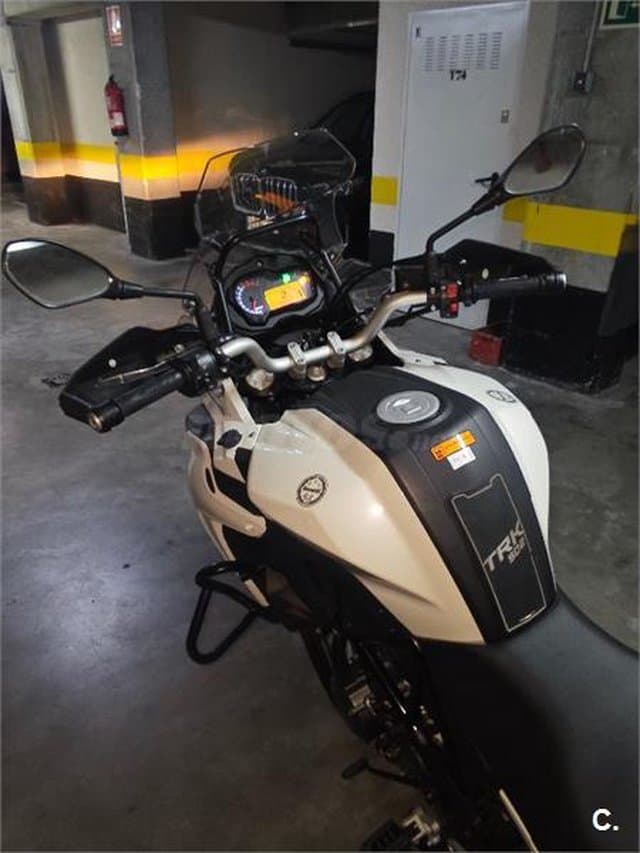 Benelli TRK 502 – Vista 3