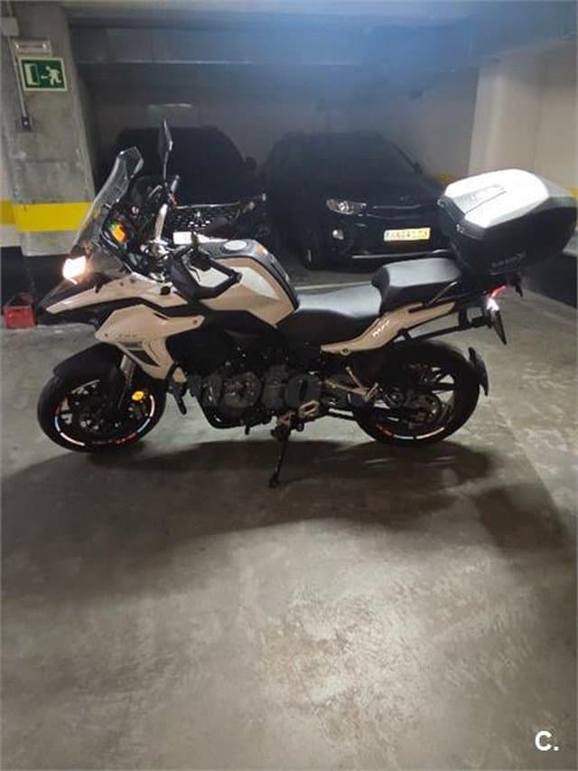 Benelli TRK 502 – Vista 5