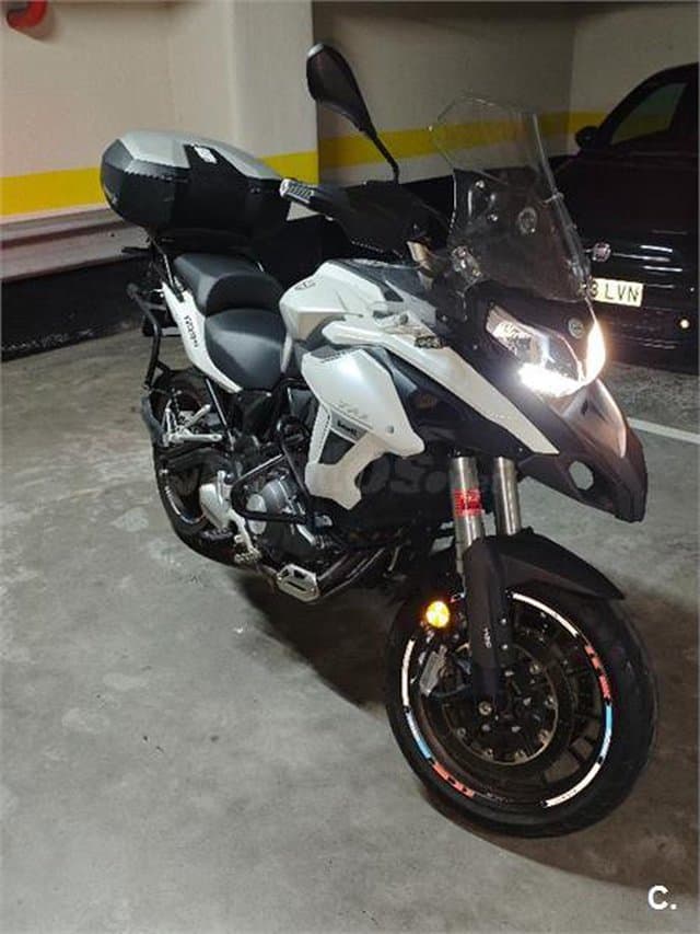 Benelli TRK 502 – Vista 9