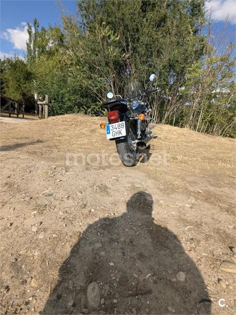 Suzuki Intruder 250 LC 1500 € 2008 Navarra - 4