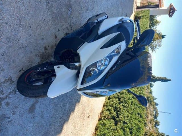 Kymco Super Dink 300I ABS 1900 € 2012 Granada - 1