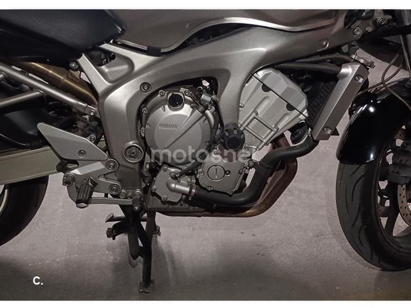 Yamaha FZ6 N – Vista 4