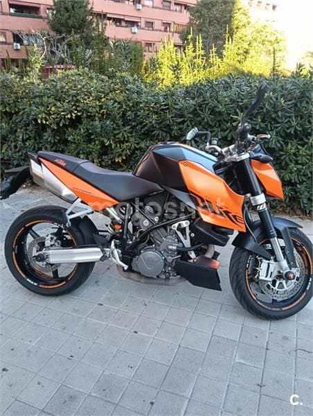 KTM 990 SUPER DUKE – Vista 1