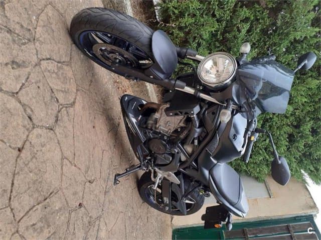 Suzuki SV 650 – Vista 12