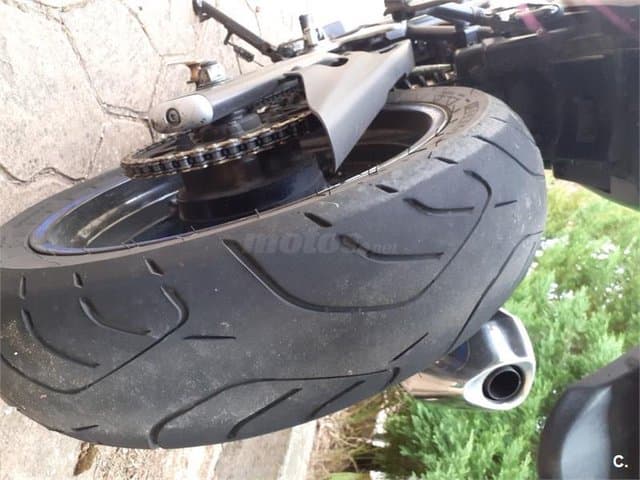 Suzuki SV 650 – Vista 4