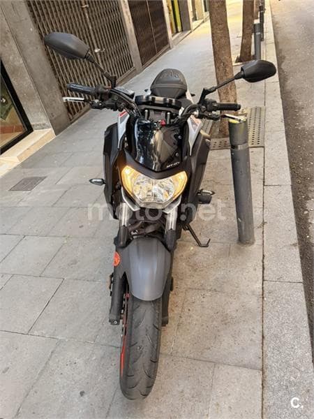 Yamaha MT-07 – Vista 7