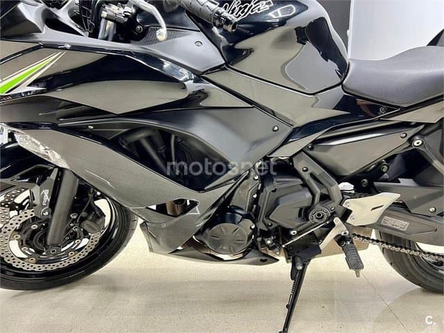 Kawasaki Ninja 650 – Vista 9
